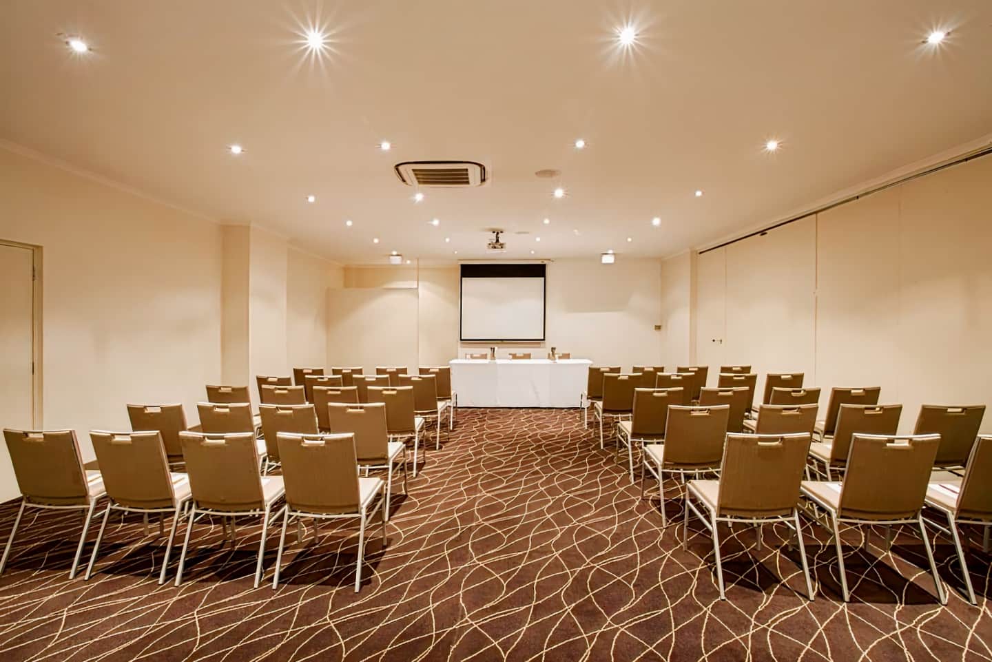 Mercure Canberra