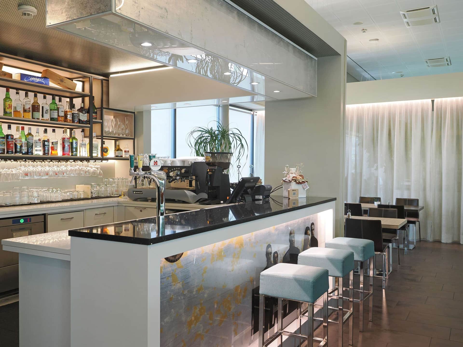 ibis Locarno