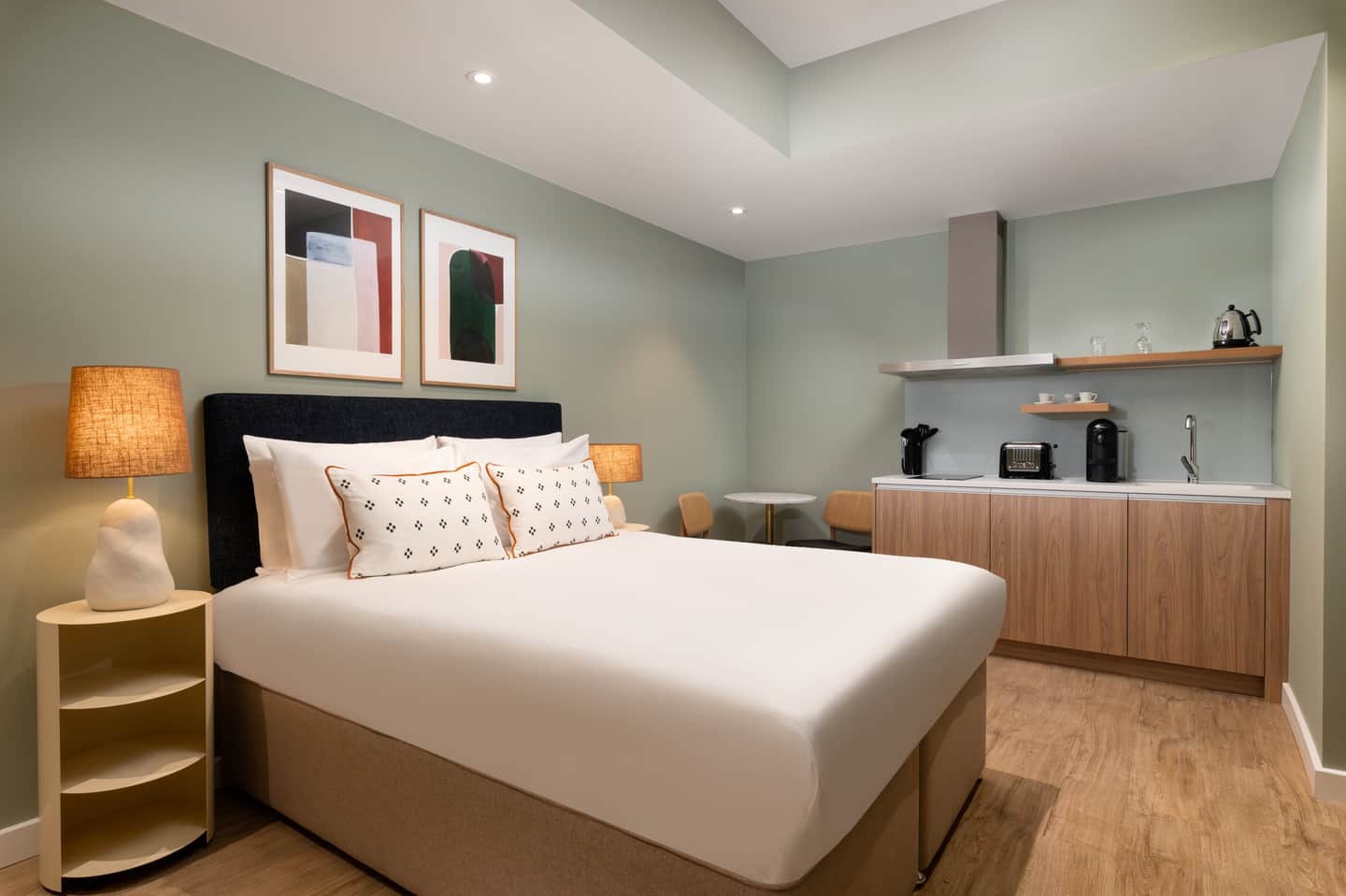 The Lincoln Suites