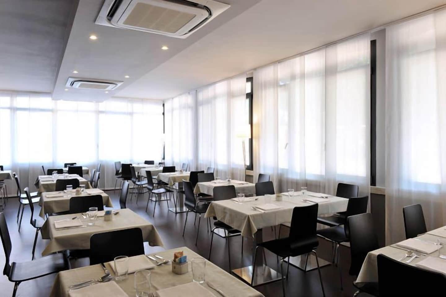 M14 Hotel & Spa