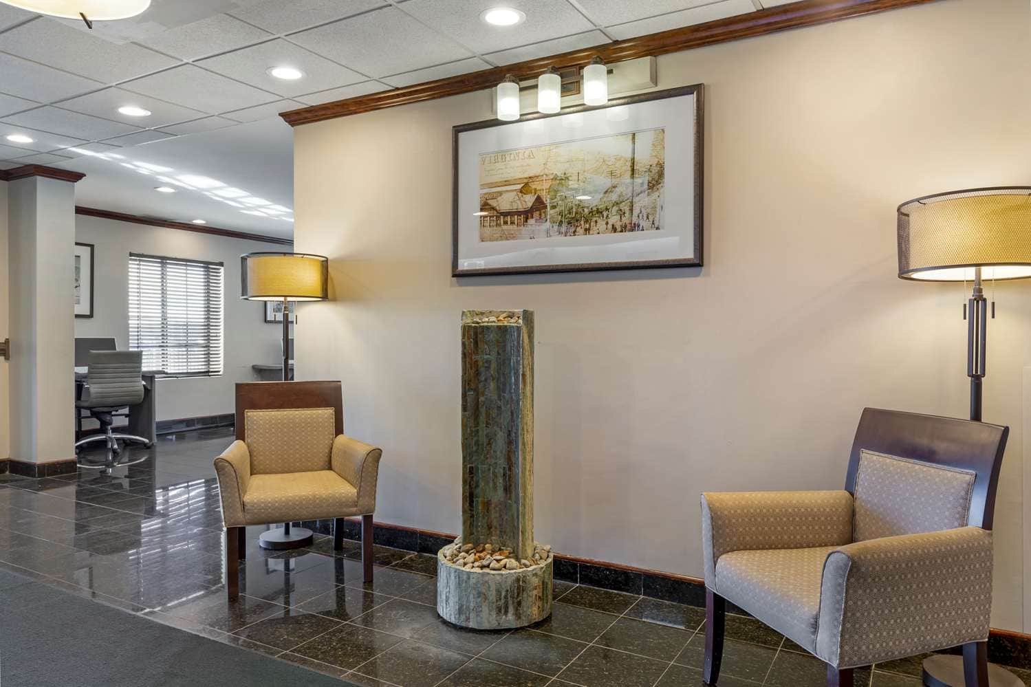 Best Western Plus South Hill Inn