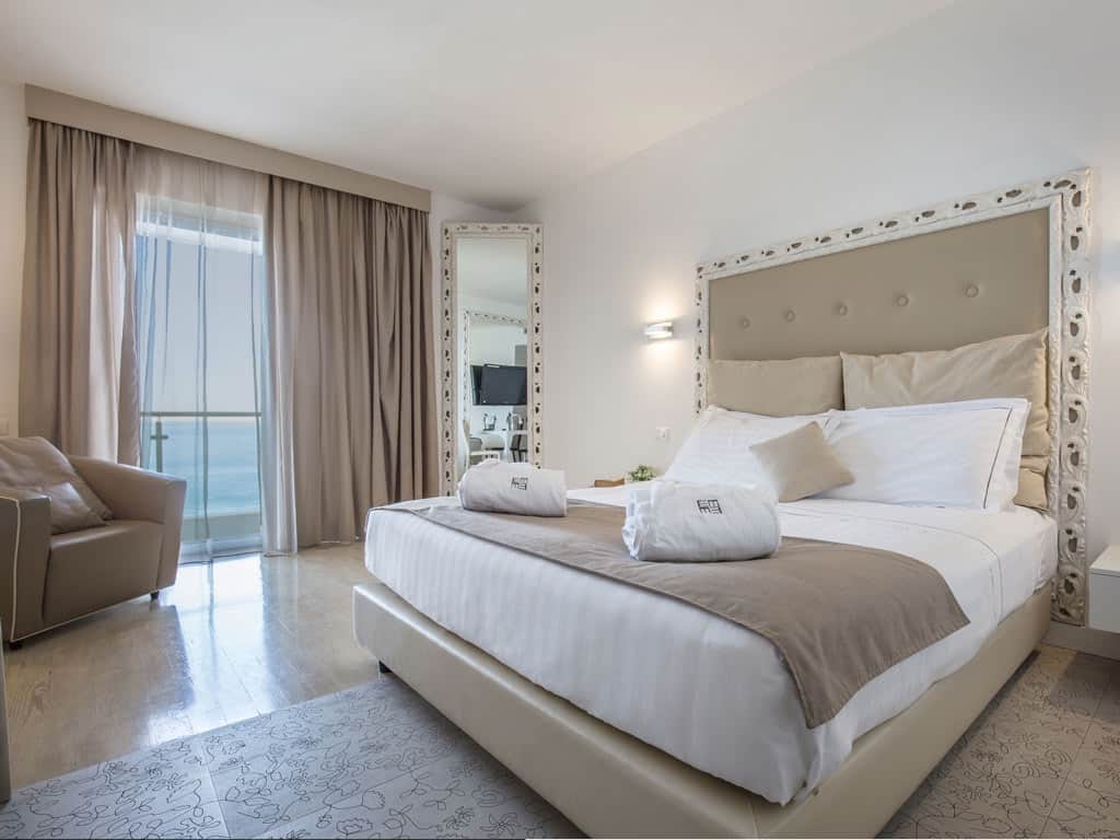 Main Palace Hotel