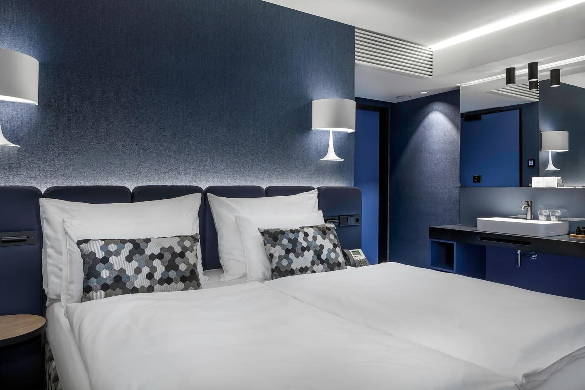 Urban CRÈME Hotel