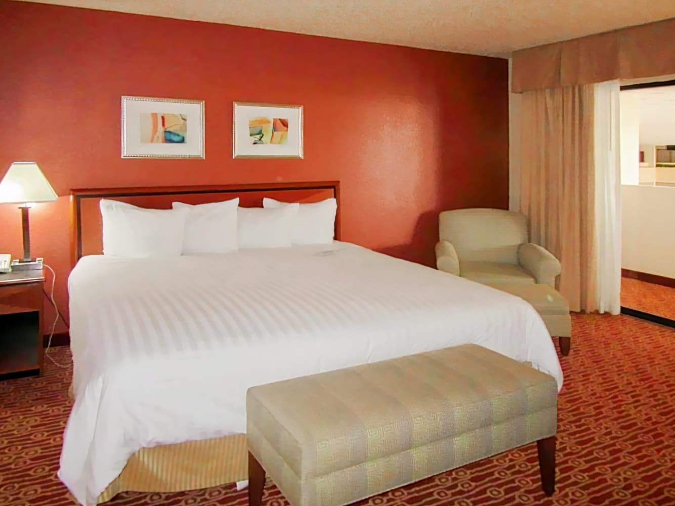 Atrium Hotel & Suites DFW Airport