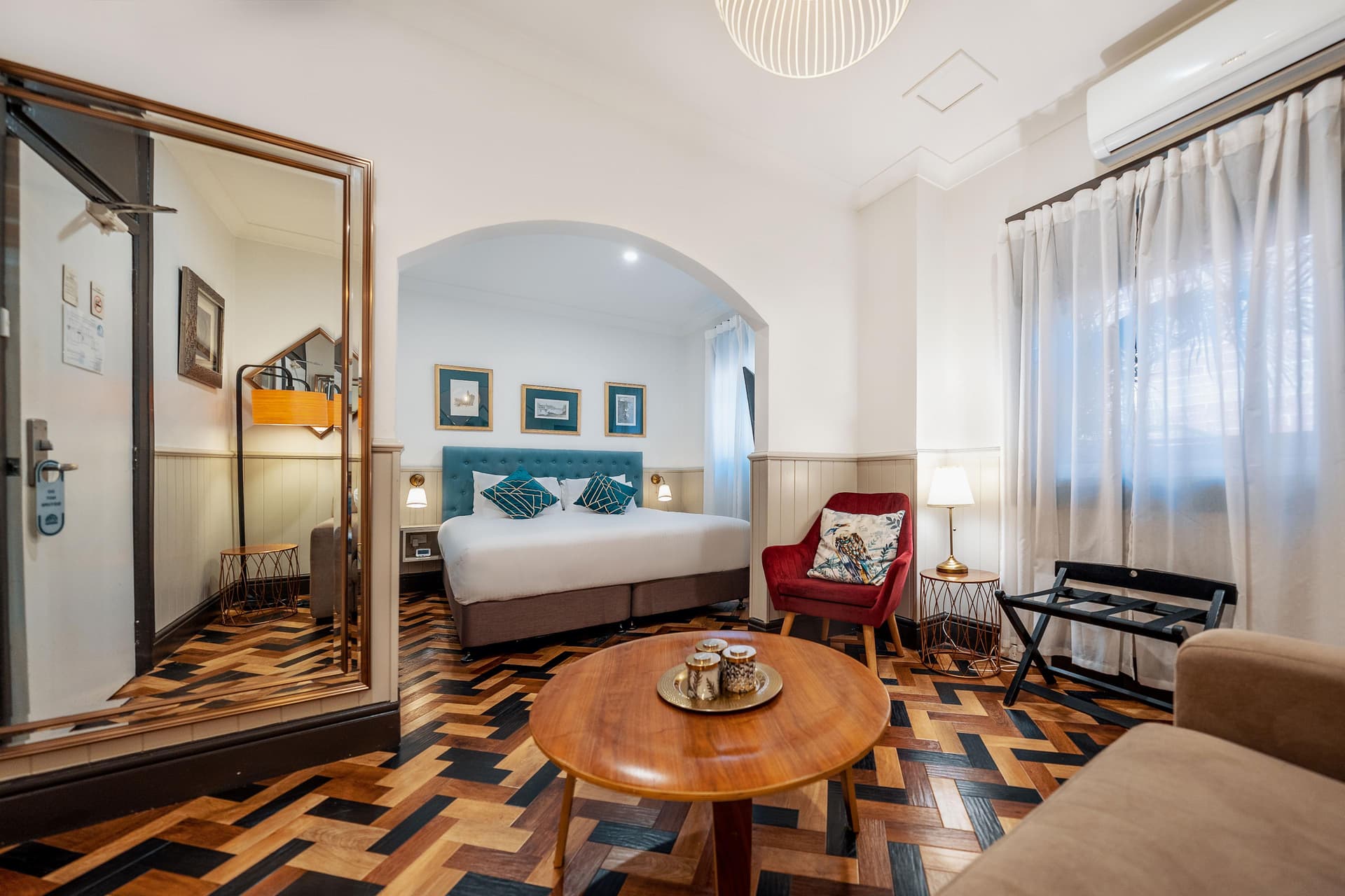 Cremorne Point Manor