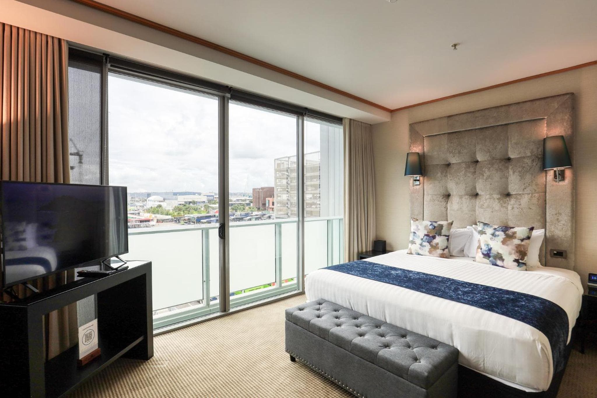 Marsden Viaduct Hotel