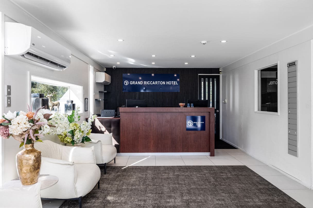 Grand Riccarton Hotel