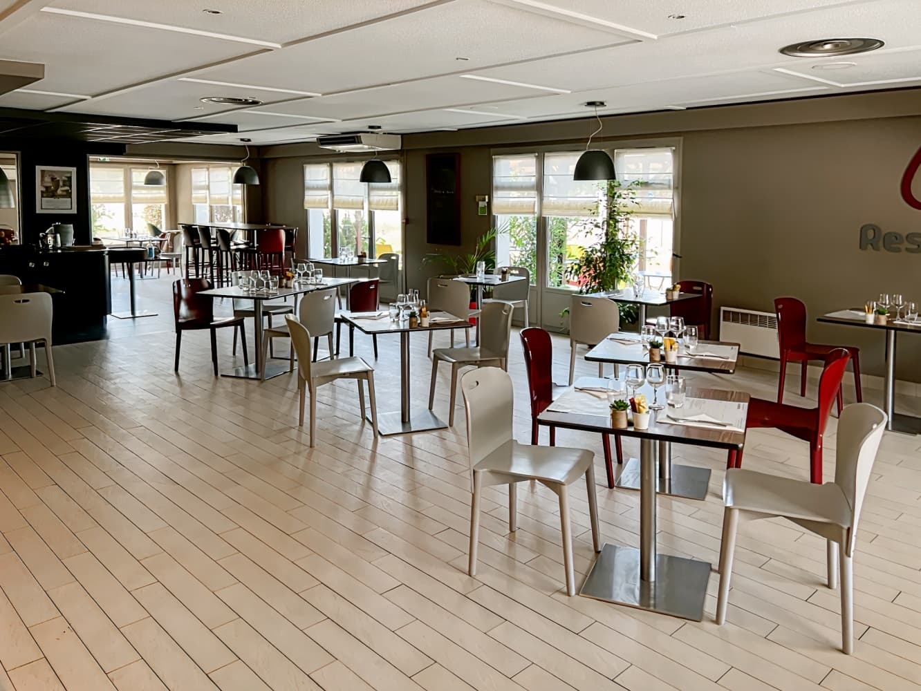 Campanile Montelimar - Les Tourrettes