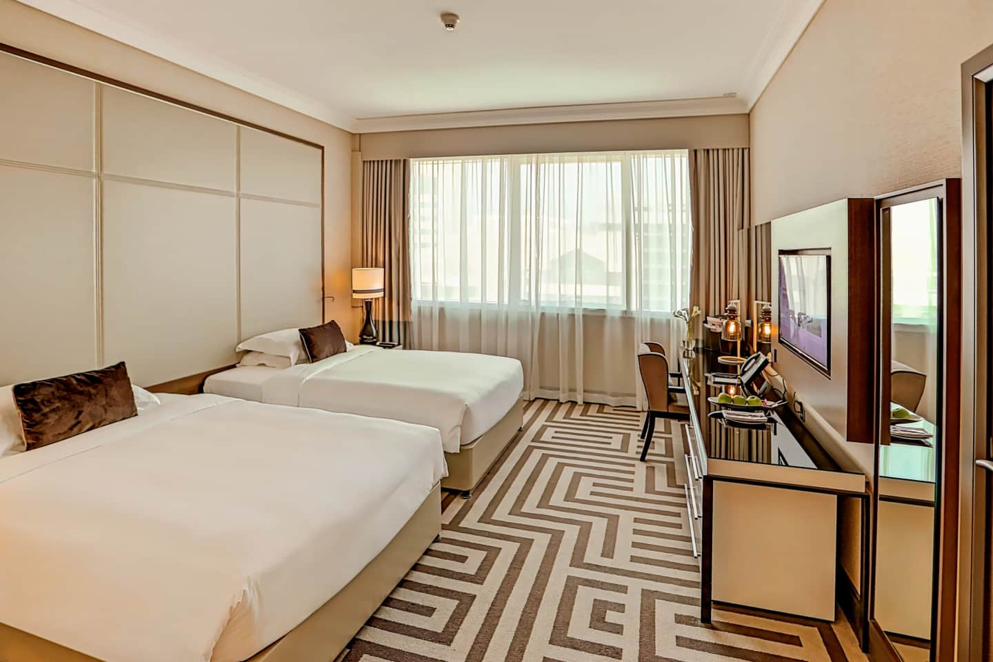 Al Maha Arjaan by Rotana (old)