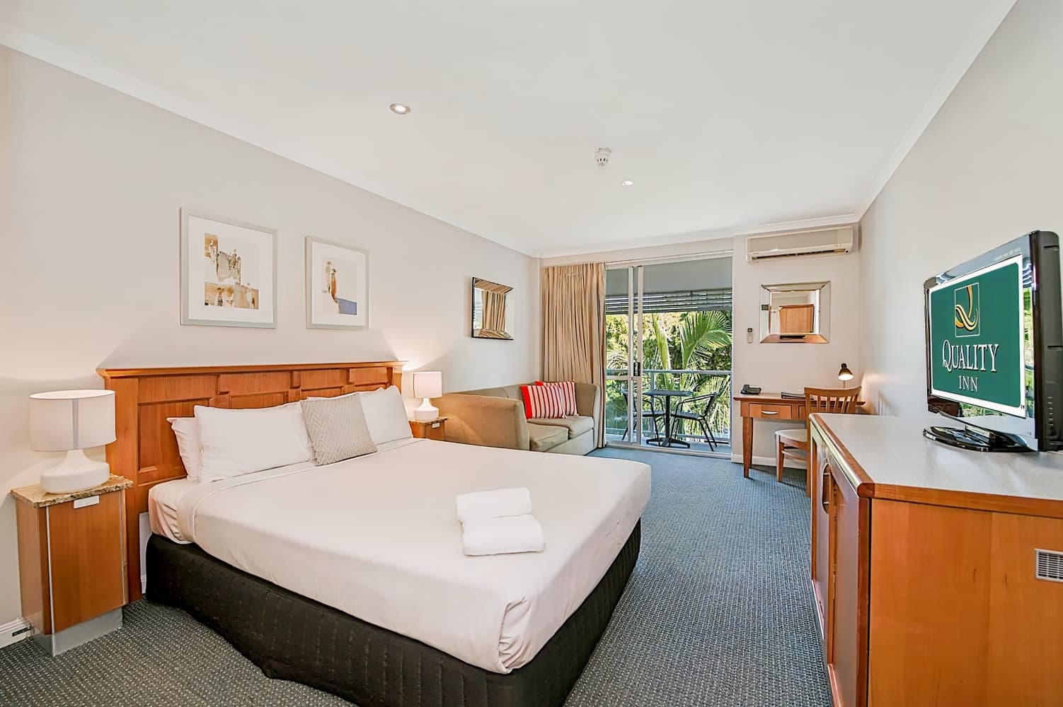 Quality Inn Airport Heritage