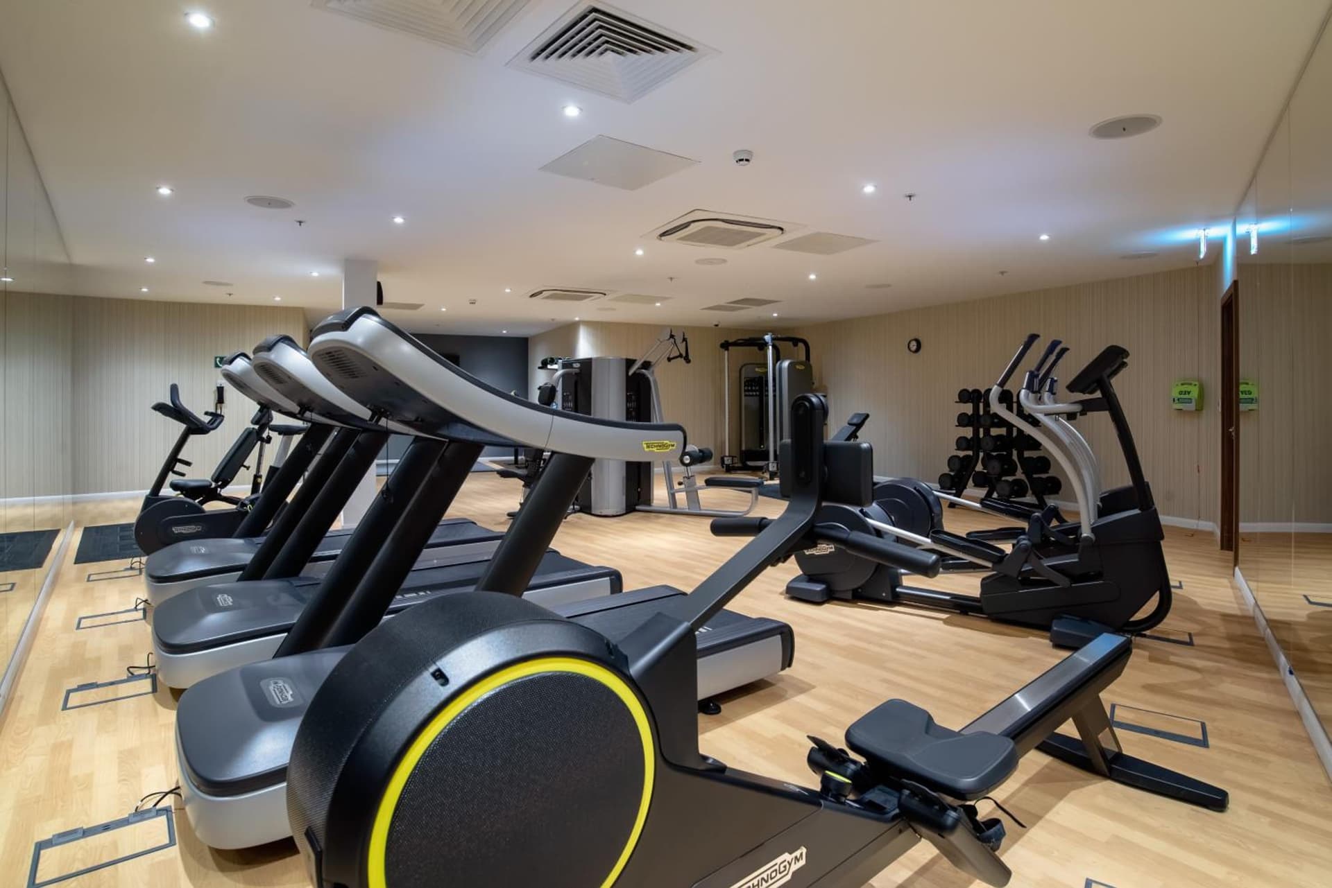 Crowne Plaza London Heathrow T4, an IHG Hotel