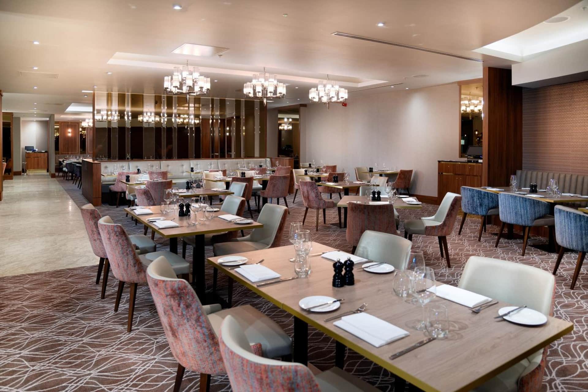 Holiday Inn Express London Heathrow T4, an IHG Hotel