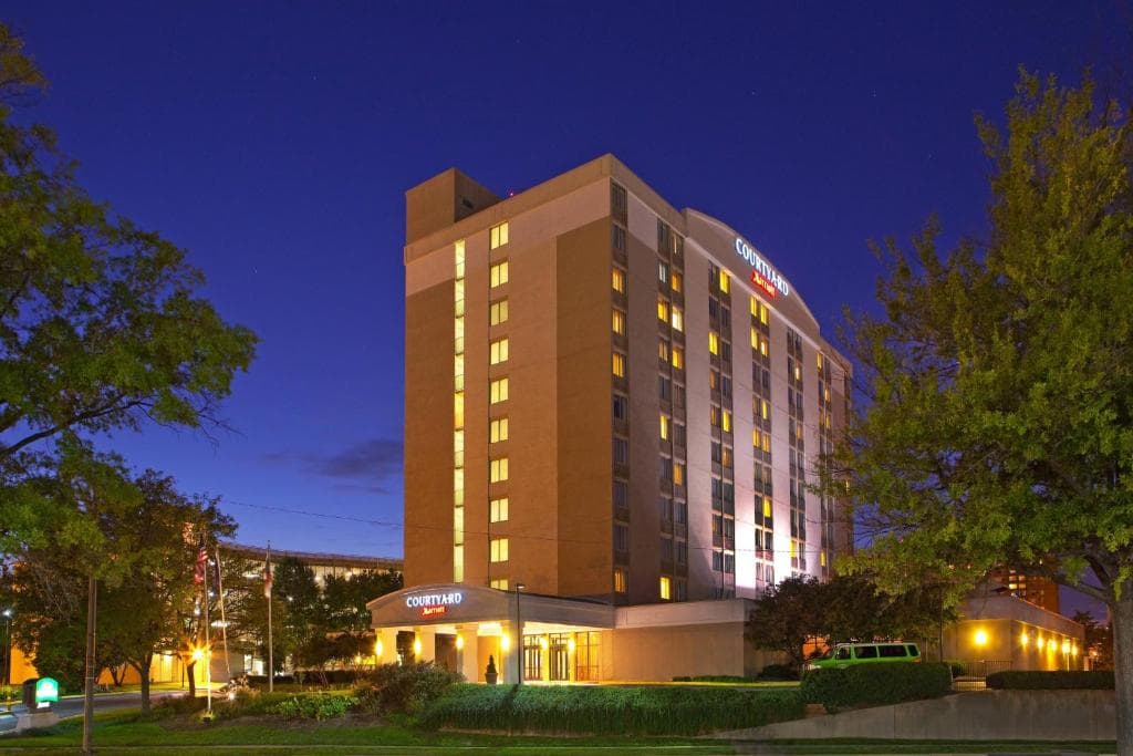 Courtyard by Marriott Alexandria Pentagon South