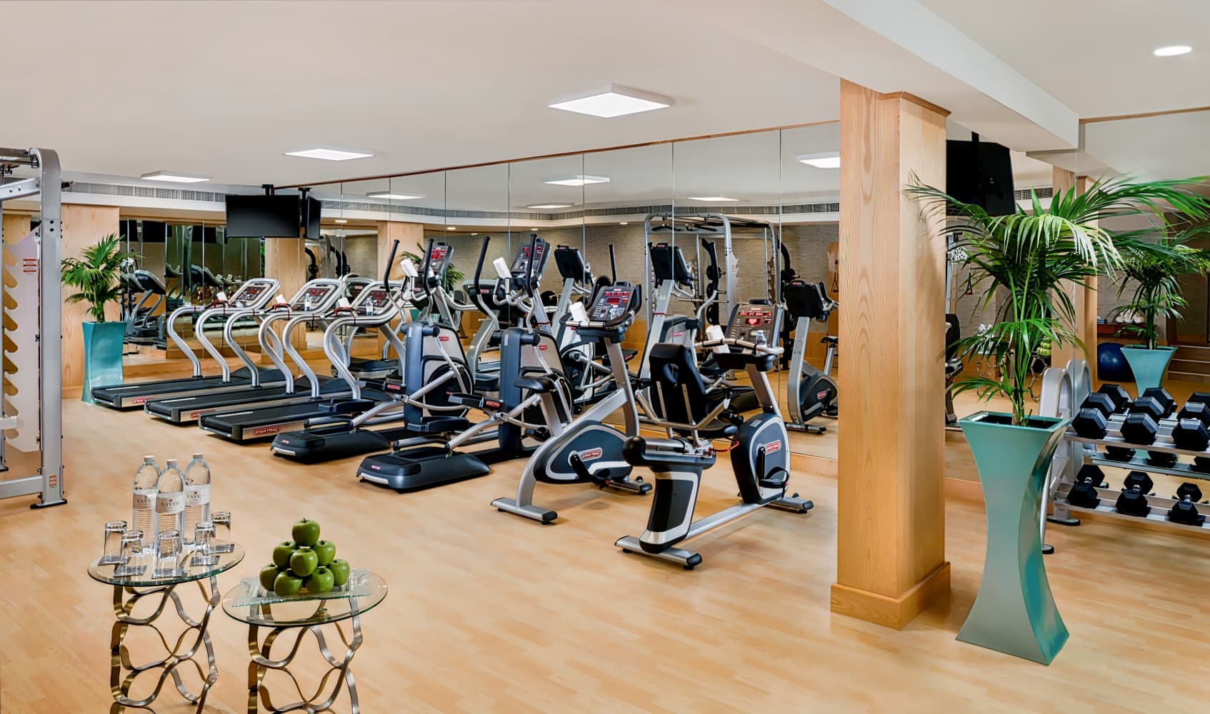 Savoy Crest Hotel Apartments