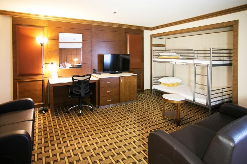 LA Crystal Hotel and Casino