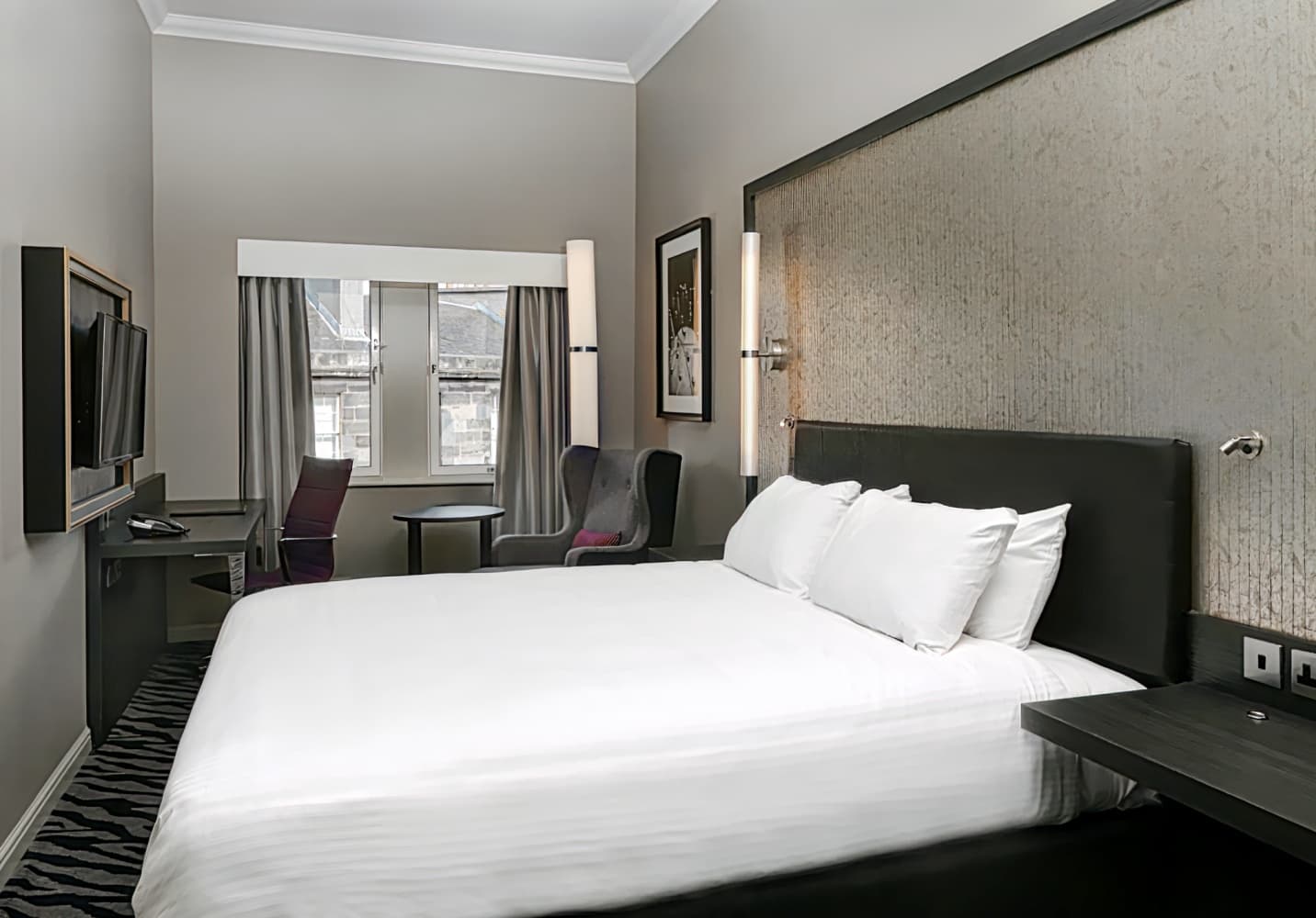 DoubleTree by Hilton Edinburgh City Centre