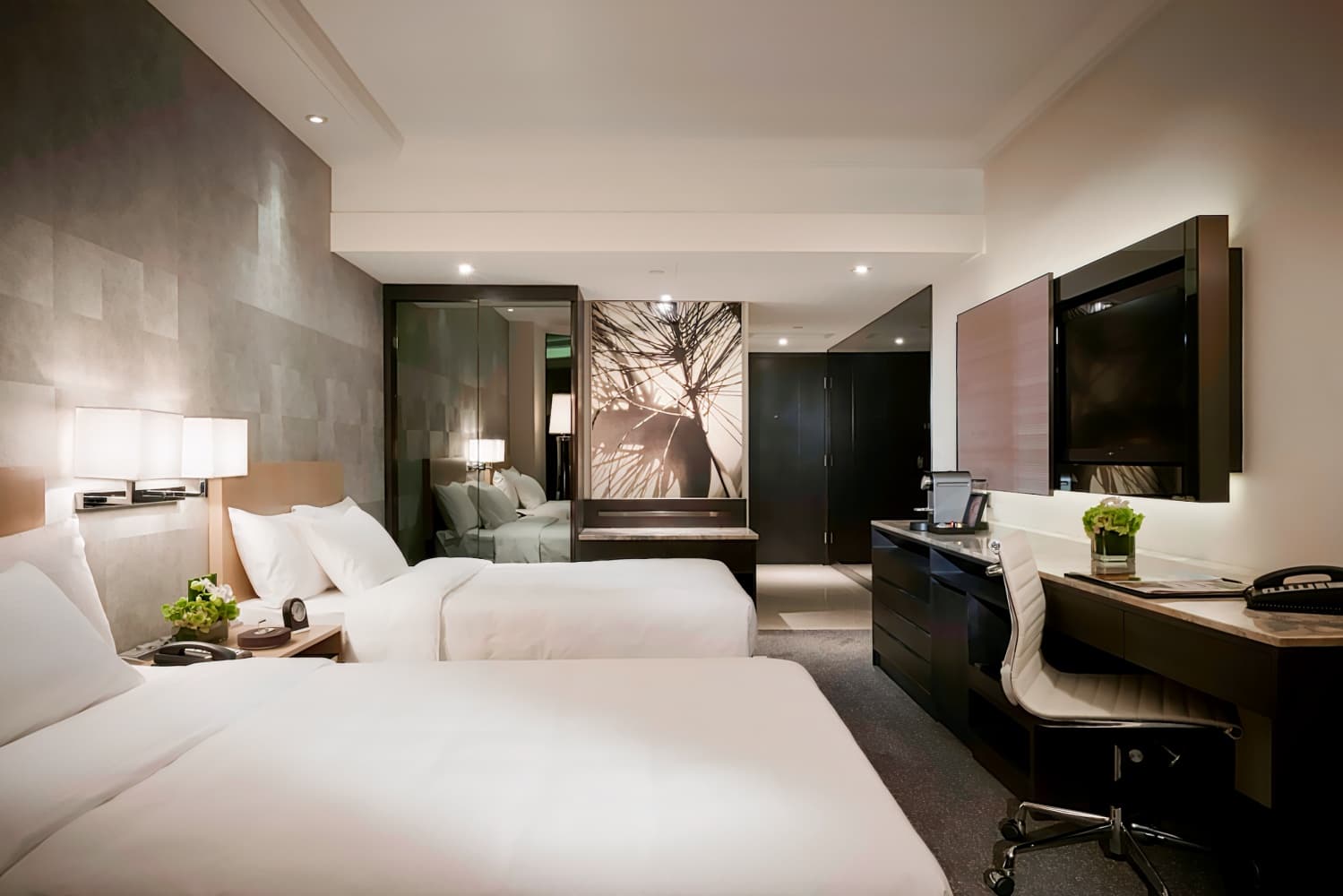 Gateway Hotel, Hong Kong