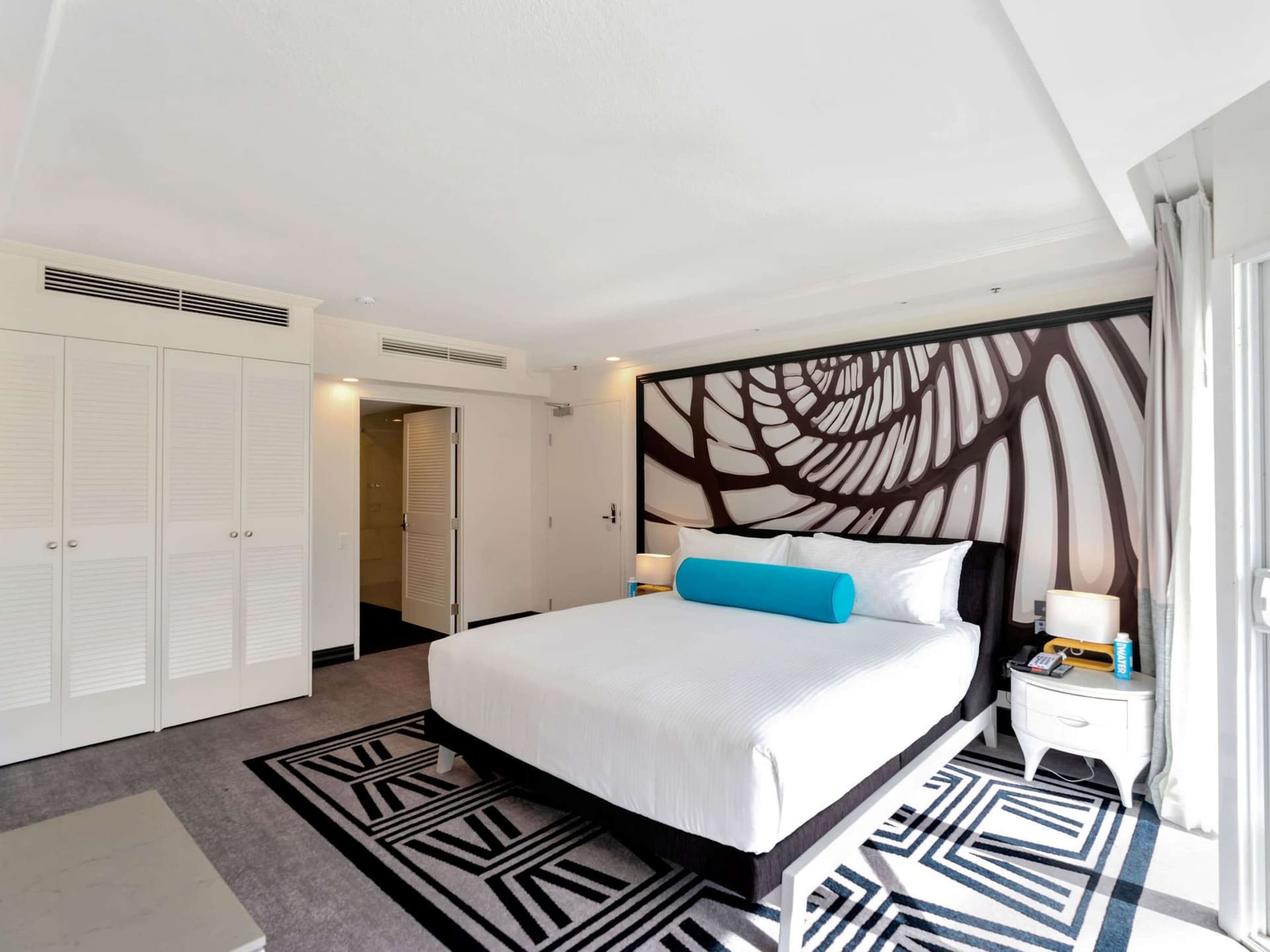 Pullman Cairns International
