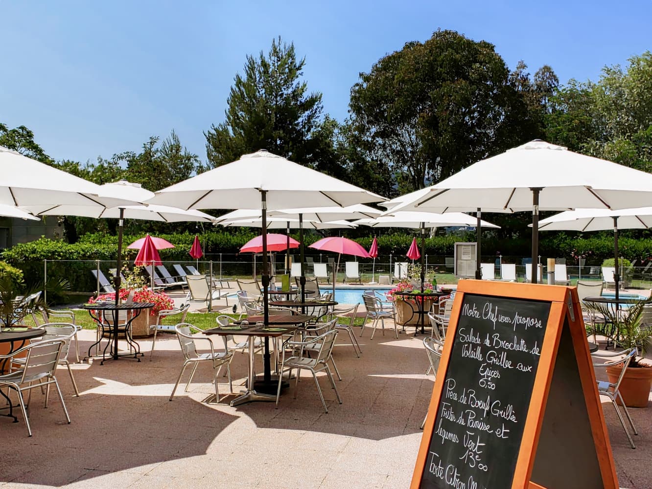 Mercure Cannes Mandelieu Hotel