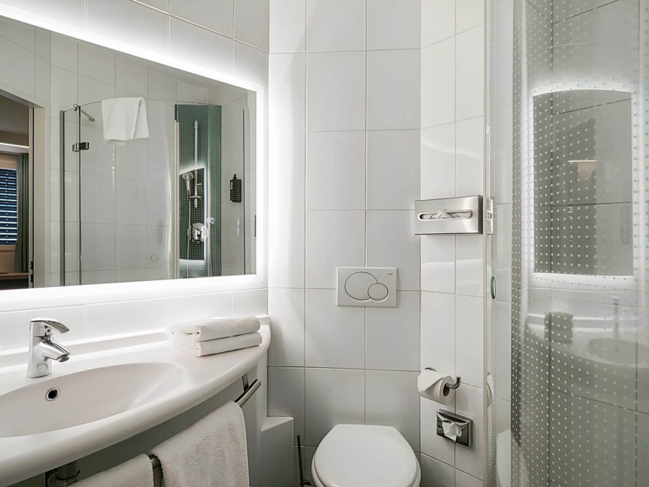 ibis Locarno