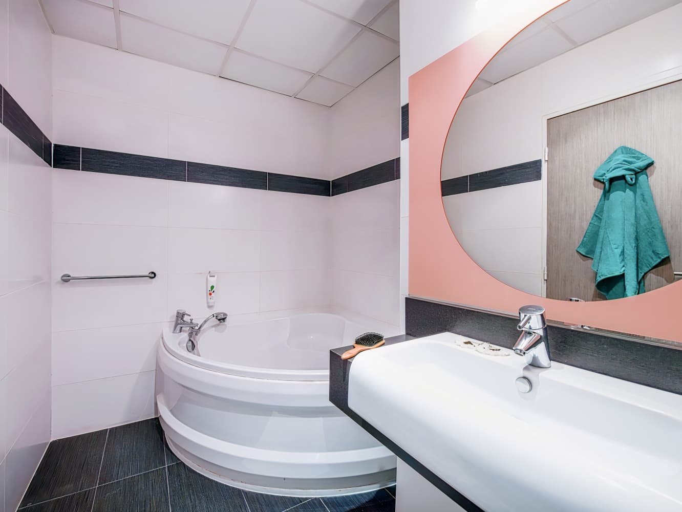 ibis Styles Marseille les Pennes Mirabeau