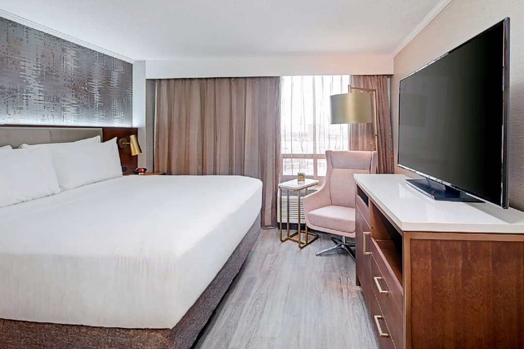 Crowne Plaza Toronto Airport