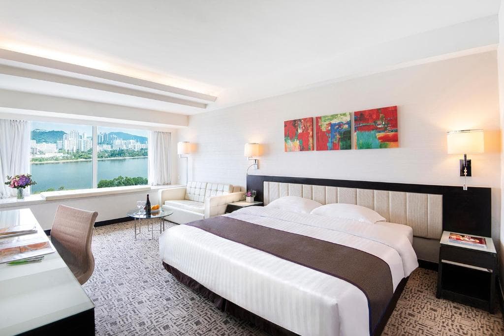 Regal Riverside Hotel