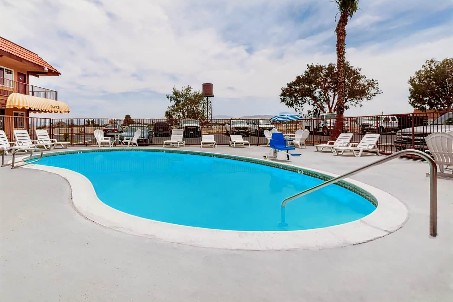 Days Inn by Wyndham Barstow