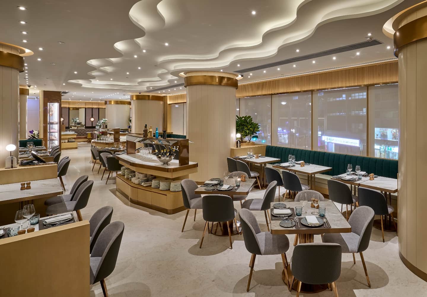 Crowne Plaza Hong Kong Causeway Bay, an IHG Hotel