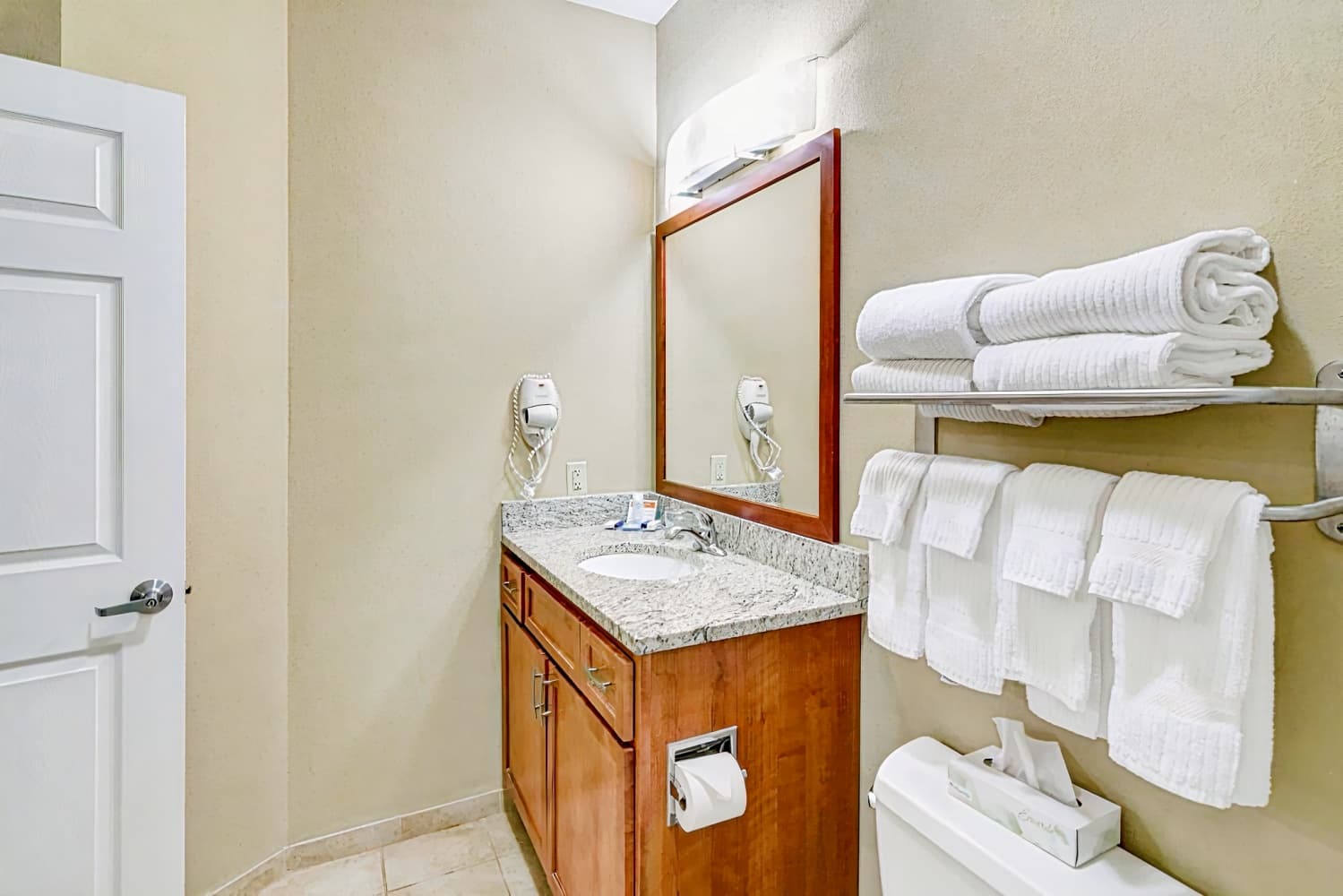 Candlewood Suites Enterprise