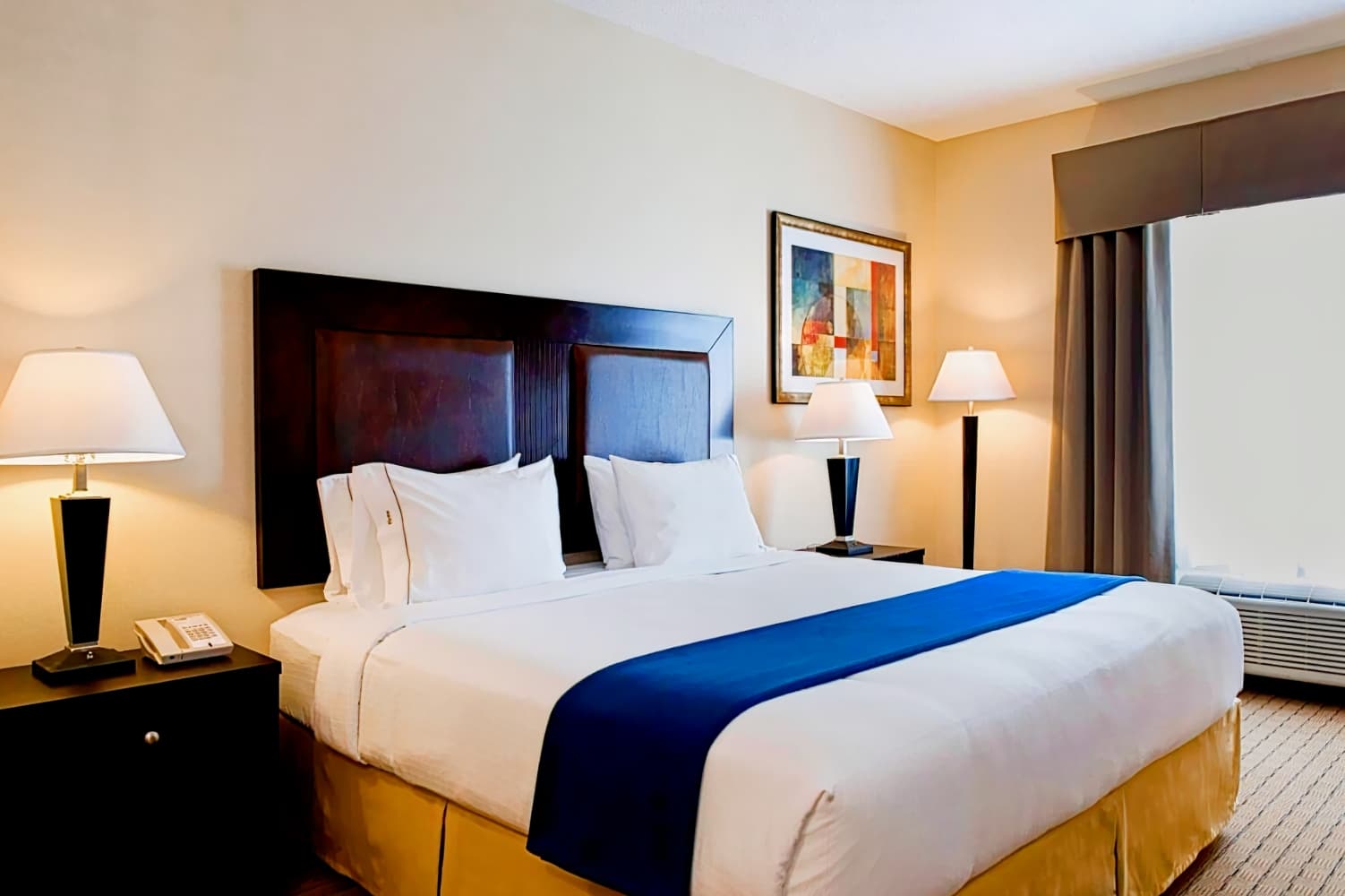 Holiday Inn Express & Suites Regina South, an IHG Hotel