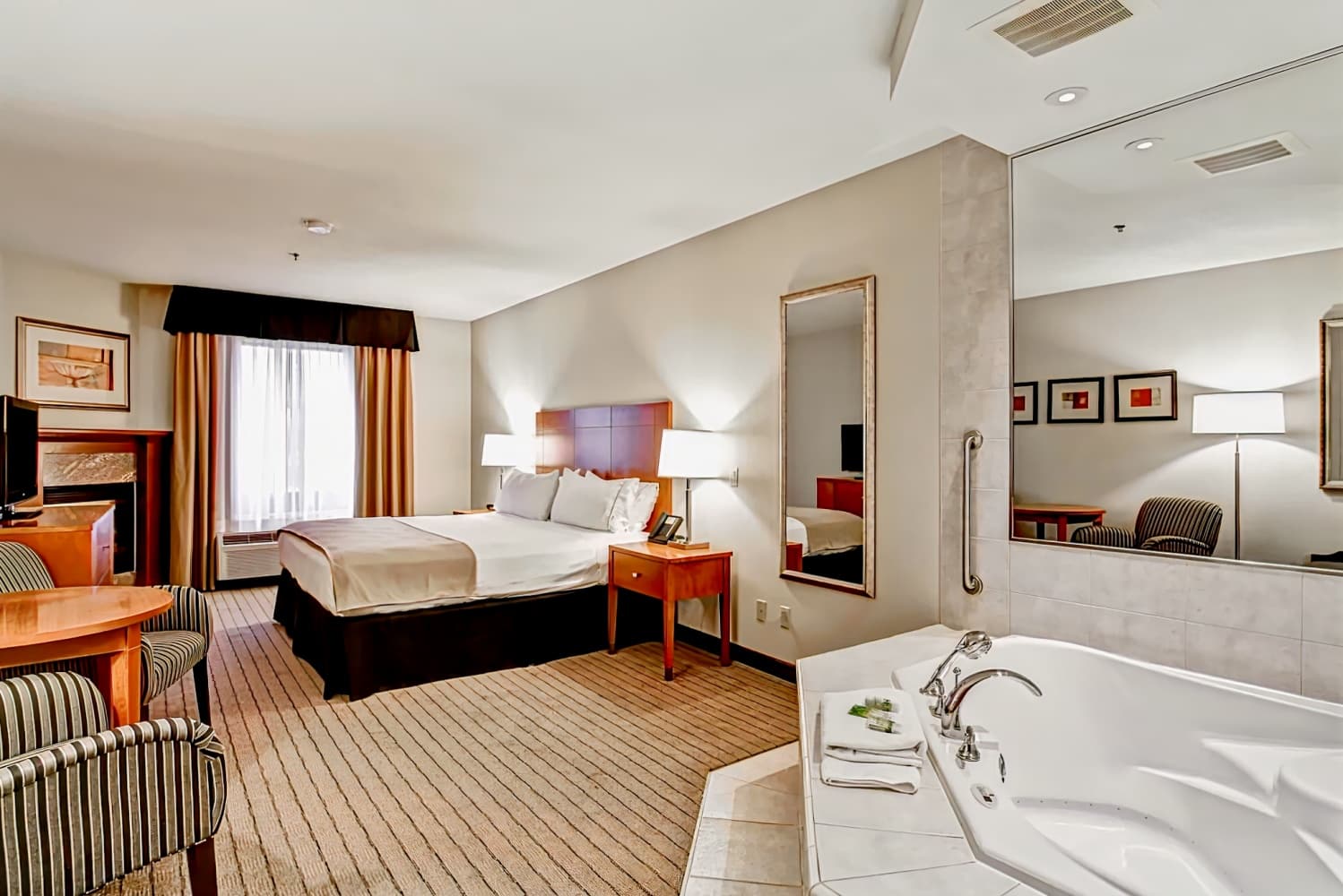 Holiday Inn Express & Suites - Guelph
