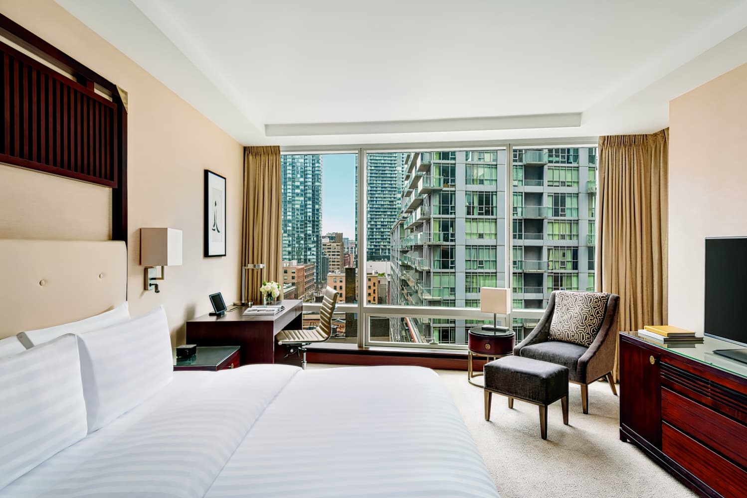 Shangri-La Hotel Toronto