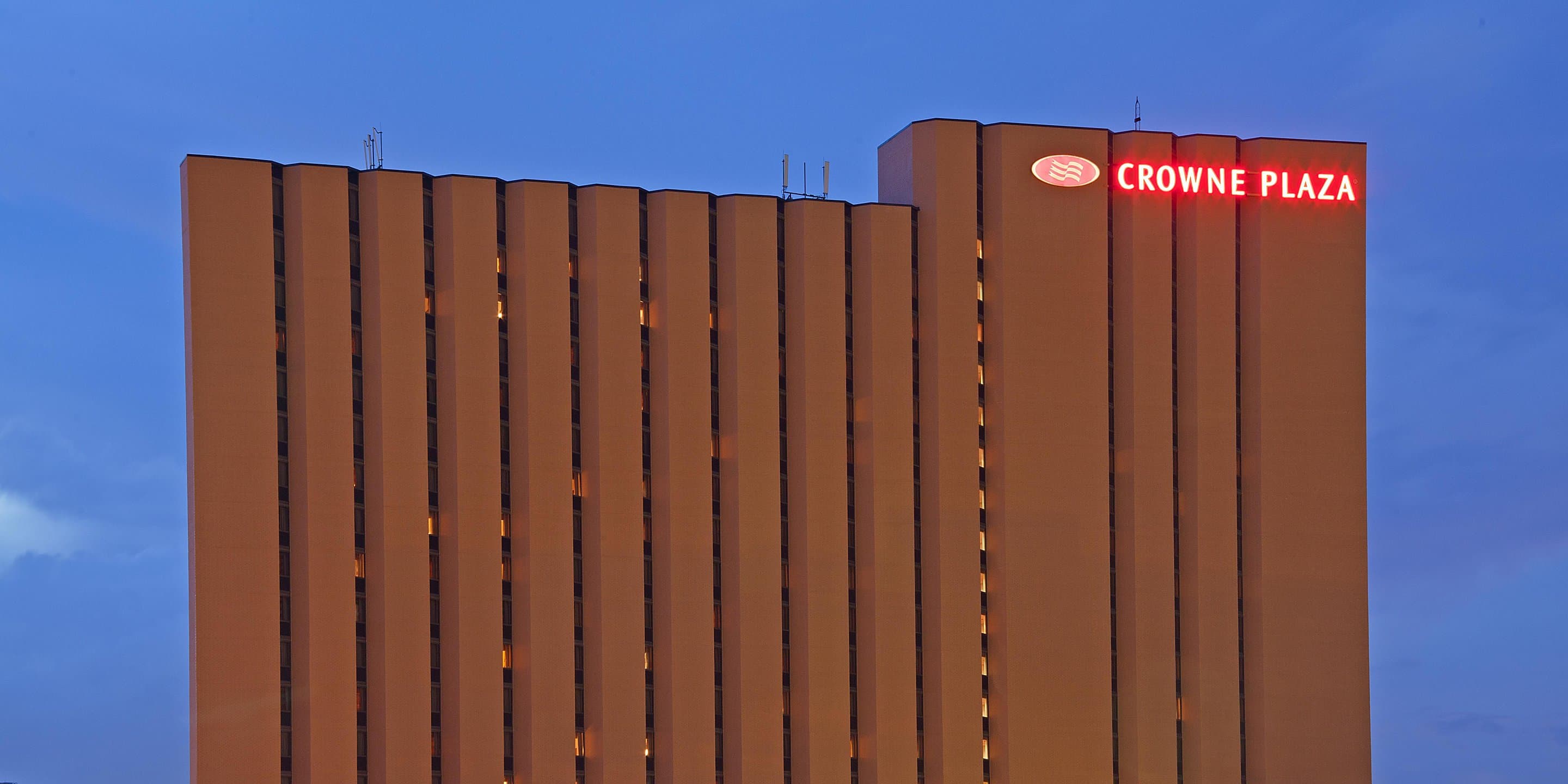 Crowne Plaza Houston River Oaks