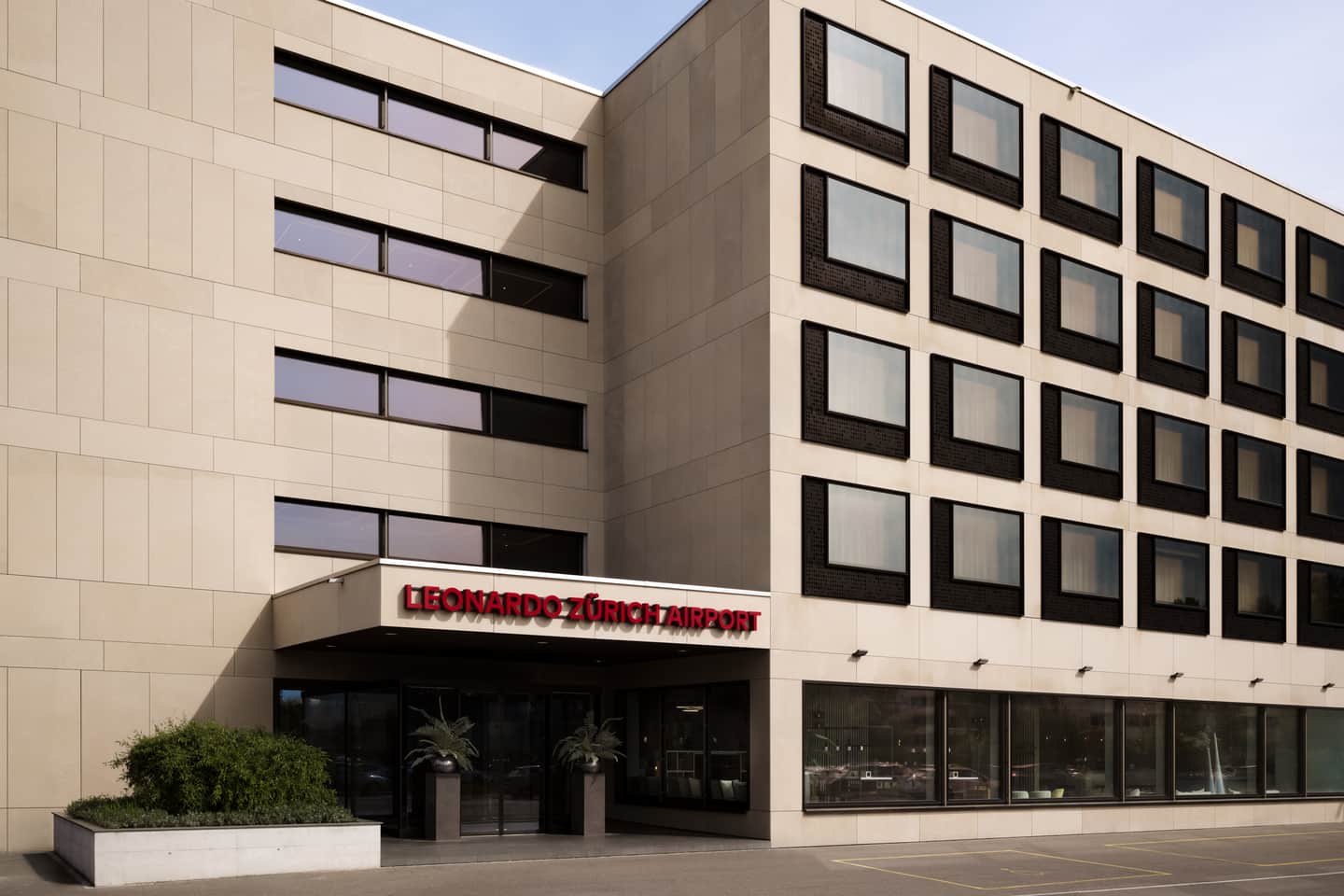 Leonardo Hotel Zurich Airport