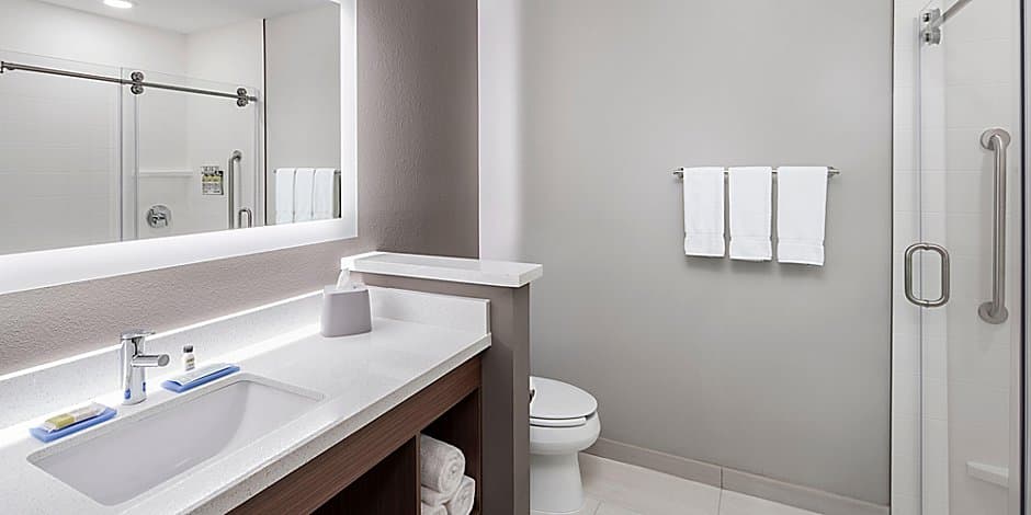 Holiday Inn Express & Suites Odessa I-20