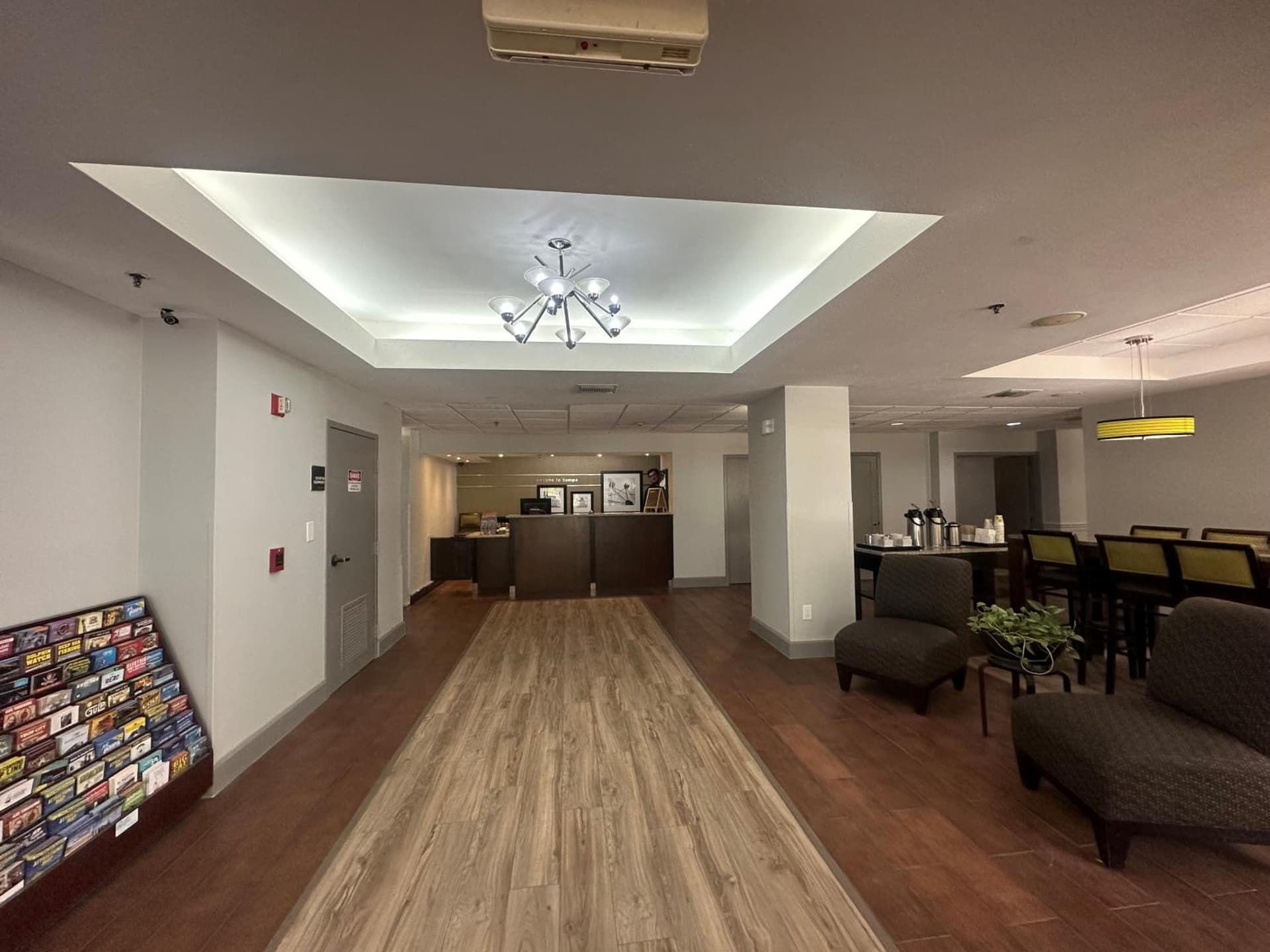 Brandon Center Hotel