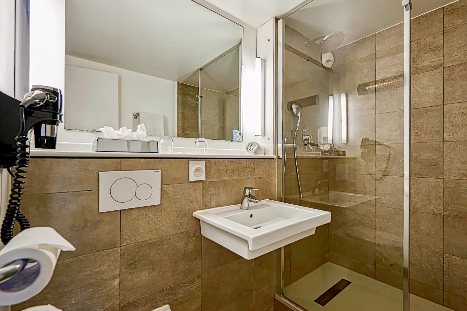 Kyriad Bordeaux - Merignac Aéroport