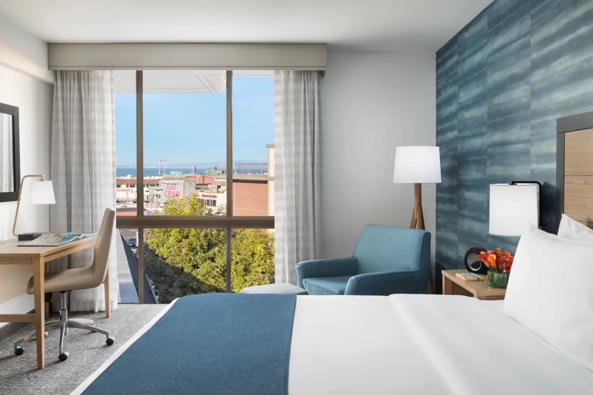 Hotel Caza Fisherman’s Wharf