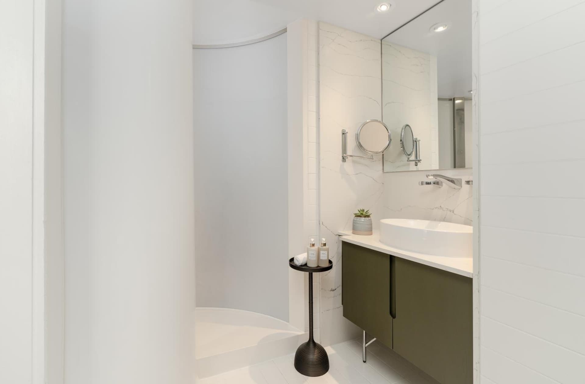 Hotel Zena, a Viceroy Urban Retreat
