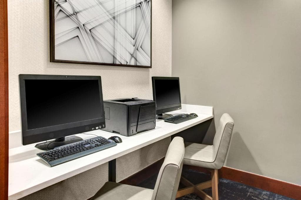 Candlewood Suites Cincinnati Northeast