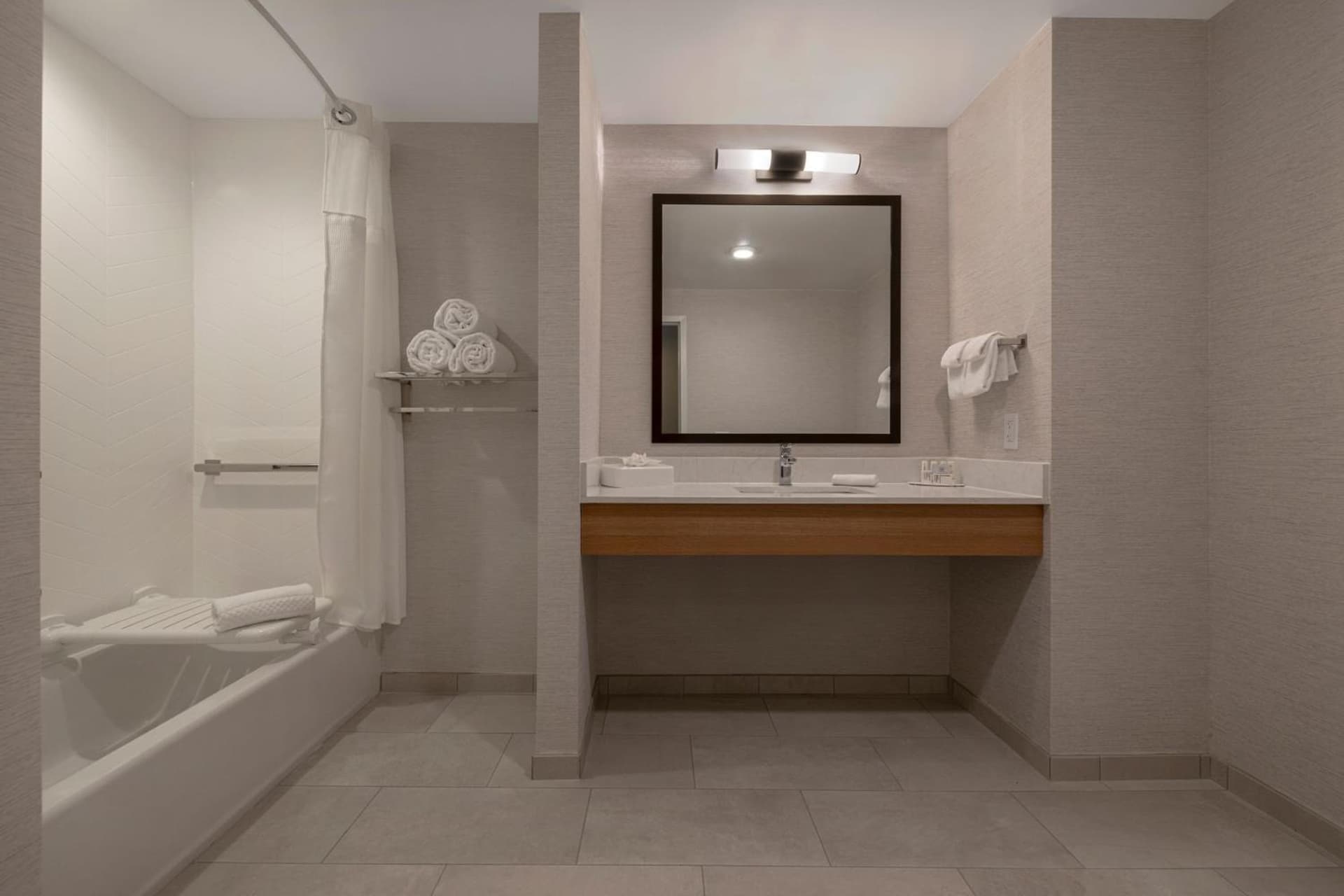 Fairfield by Marriott Inn & Suites Denver Airport at Gateway Park