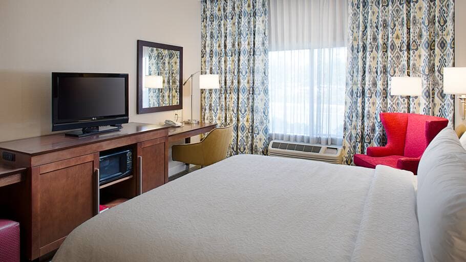 Hampton Inn & Suites Palmdale