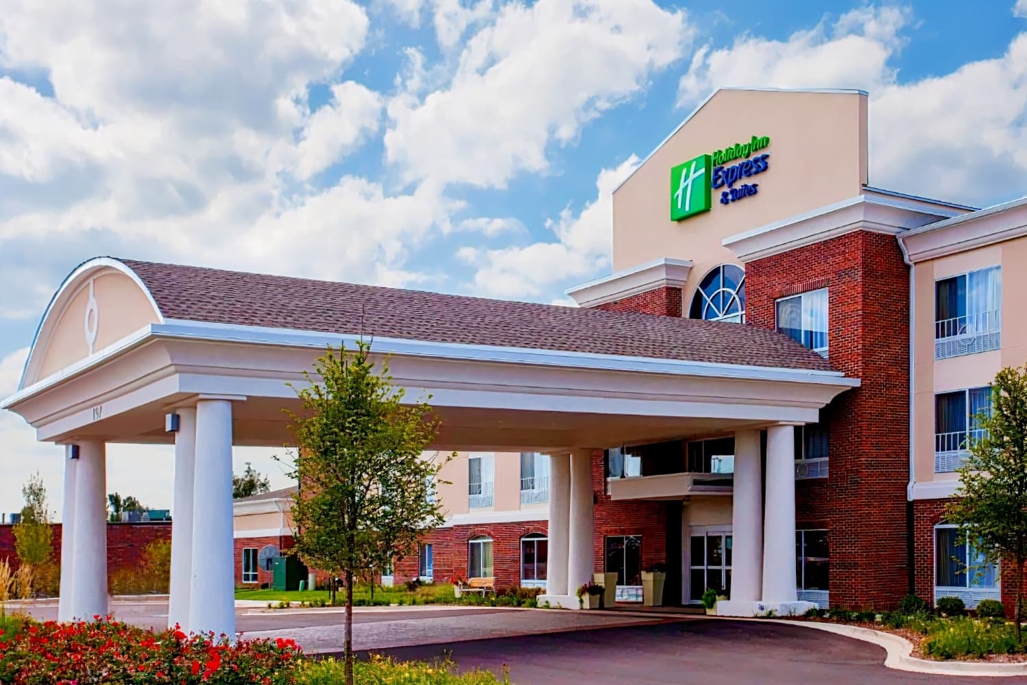 Holiday Inn Express Hotel & Suites Lake Zurich-Barrington, an IHG Hotel