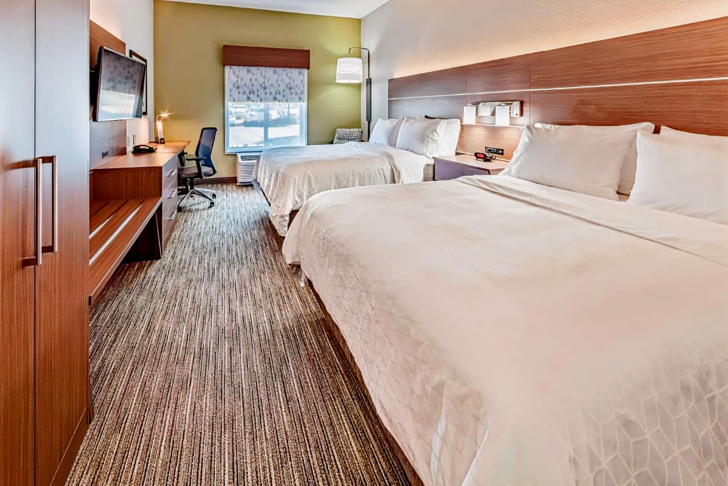 Holiday Inn Express Hotel & Suites Lake Zurich-Barrington, an IHG Hotel