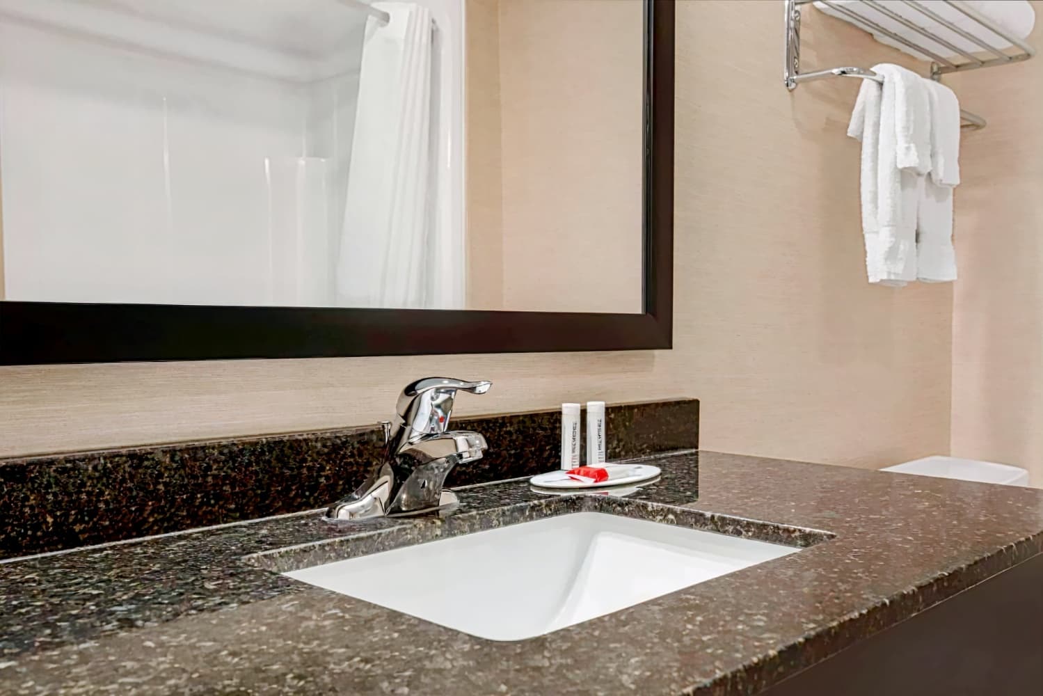 Ramada By Wyndham Niagara Falls near the Falls