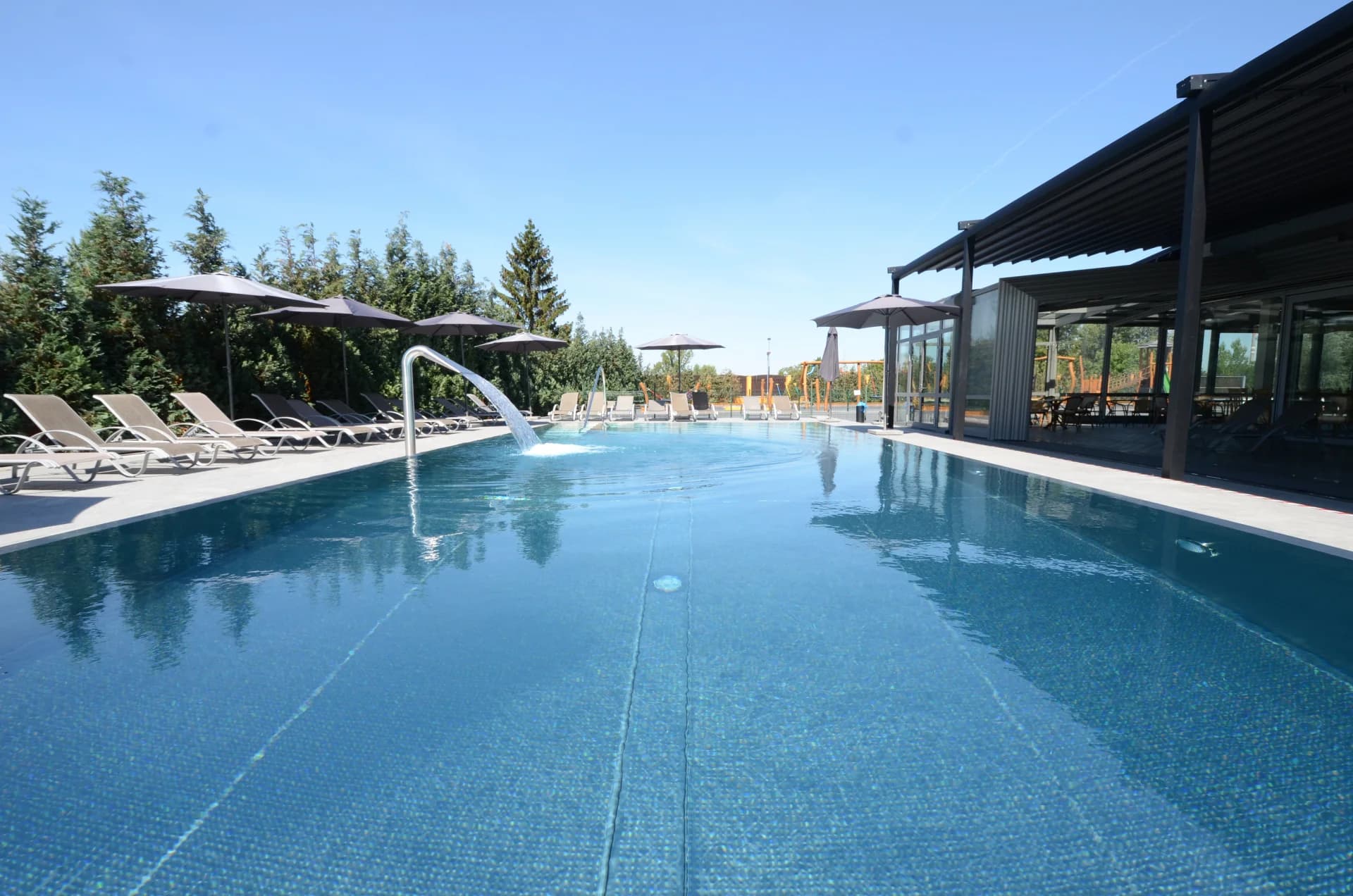Hotel Aura Design & Garden Pool