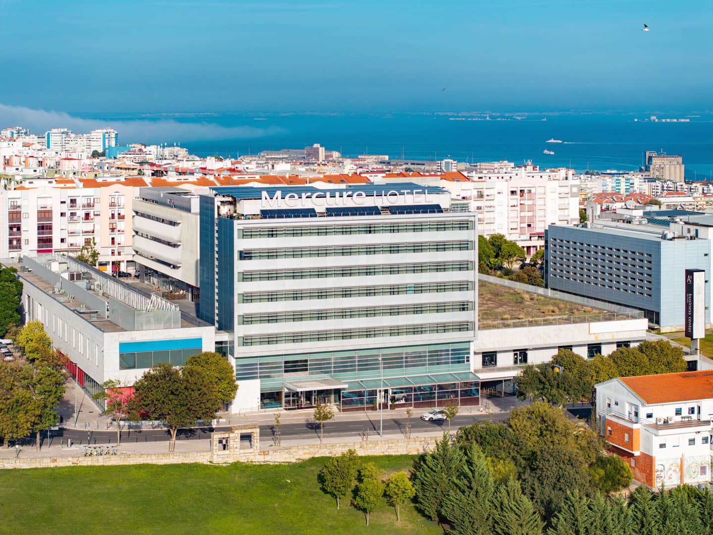 Mercure Lisboa Almada