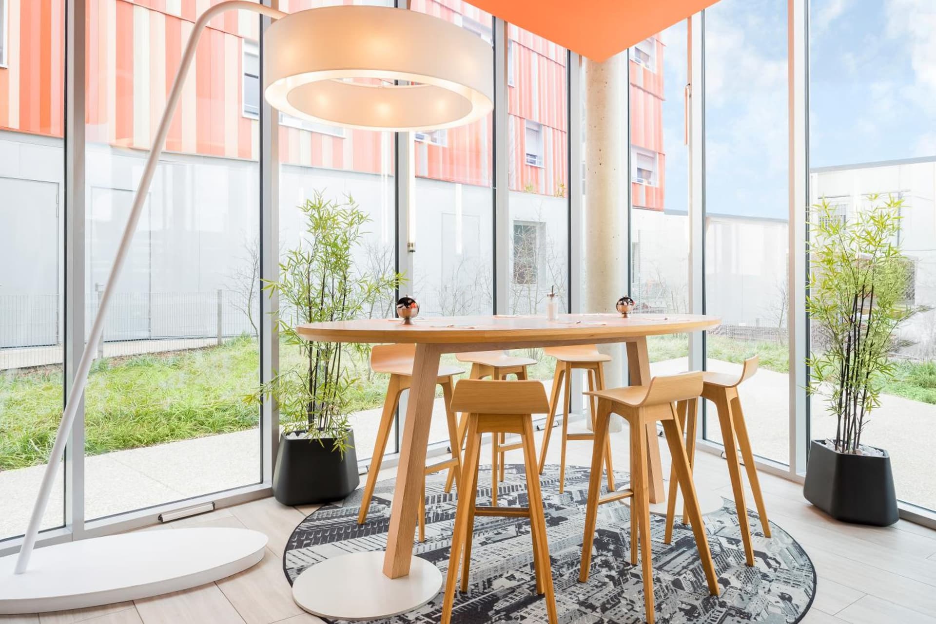 Aparthotel Adagio Access Paris Massy Gare TGV