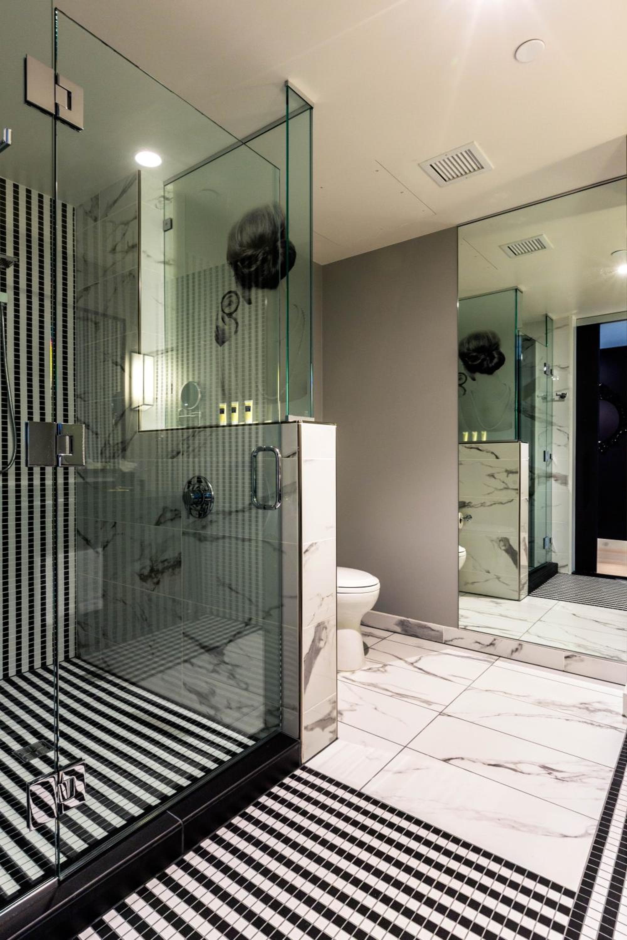 Hotel Indigo - Los Angeles Downtown, an IHG Hotel